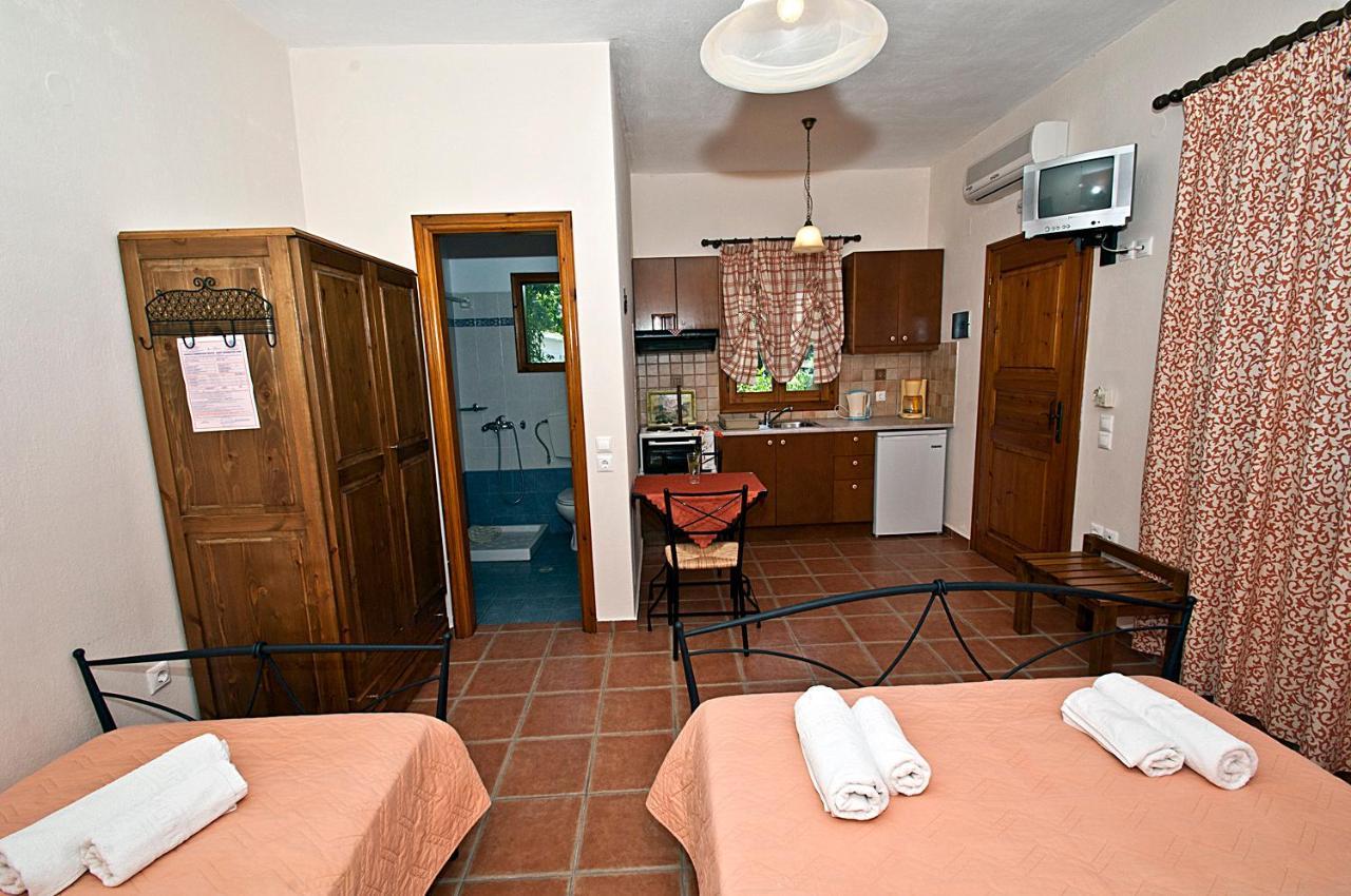Katikies Stamatias Studios & Maisonettes Agnontas Eksteriør billede